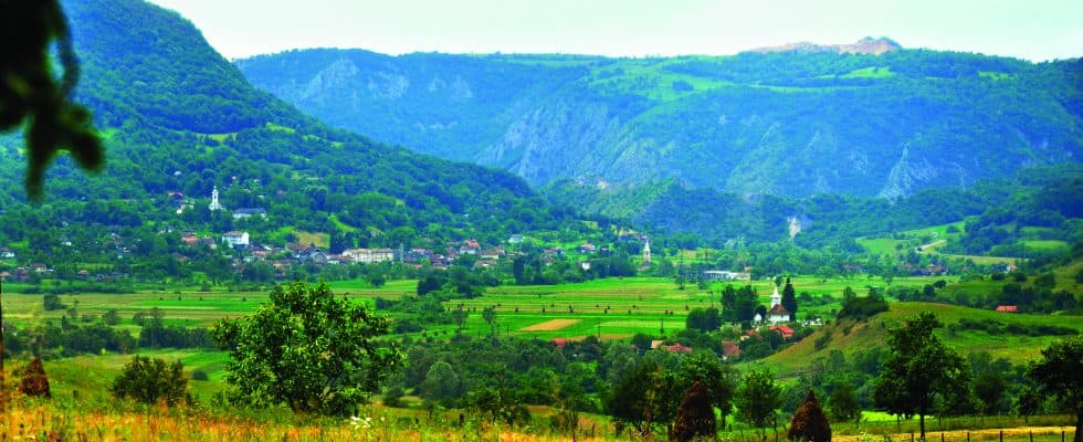 Romanian who worked for The Met opens textile museum in the country