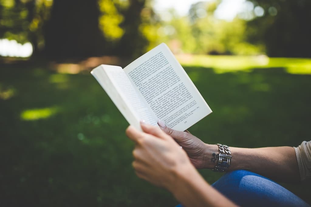 Only 6.5% of Romanians buy books