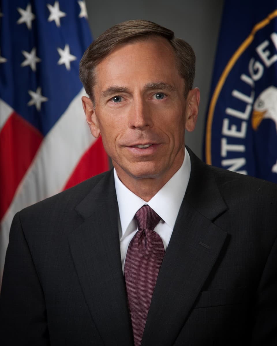 Former CIA, NATO leaders come to security conference in Bucharest