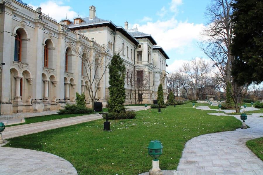 Bucharest’s Cotroceni museum opens doors to visitors on Wednesday