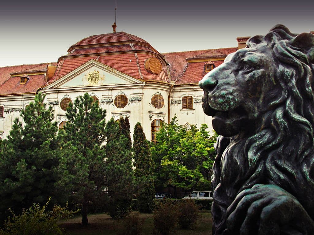 Baroque palace in NW Romania restored with money from Hungarian govt.