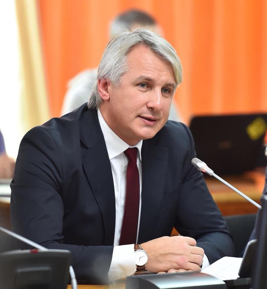 Romania’s Fin Min: Some companies might have an interest in bringing instigators to the streets