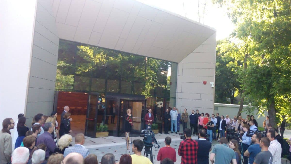 New cultural events hall opens on the premises of former Bucharest cinema