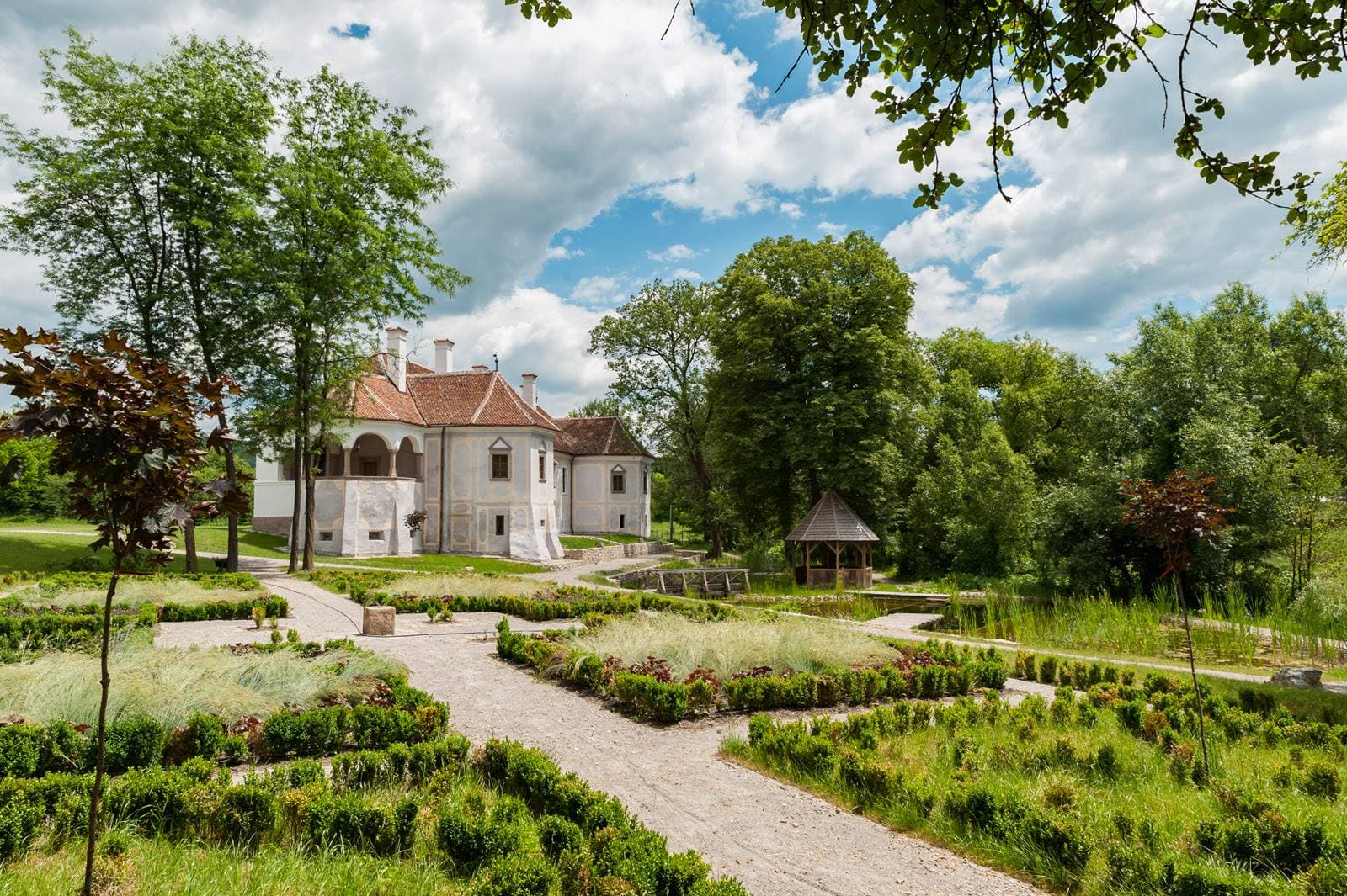 Transylvania castles open for visitors end-May