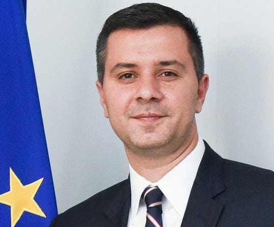 Romania's EU funds minister resigns