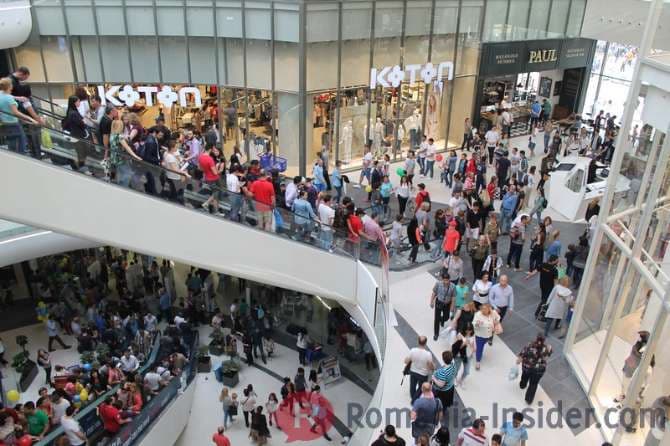 Romanians flock to attend Bucharest's biggest mall opening in five years