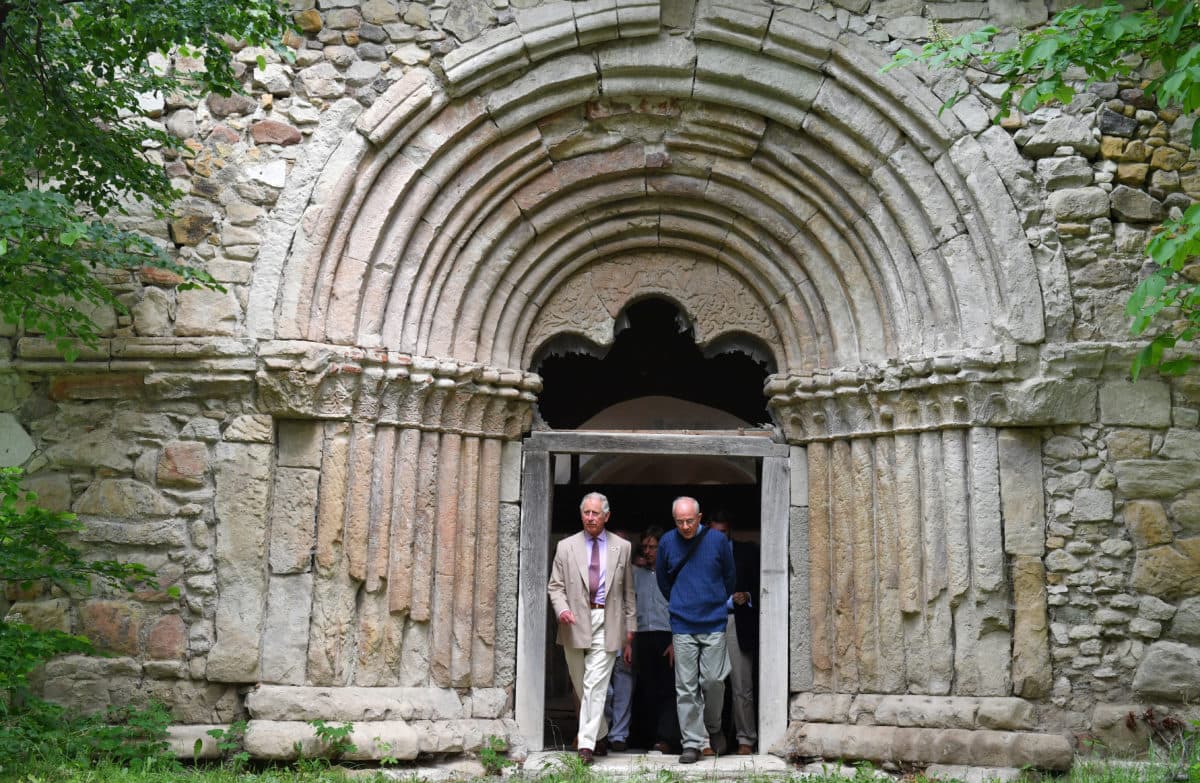 Prince of Wales foundation pilots development plan for Romanian medieval church