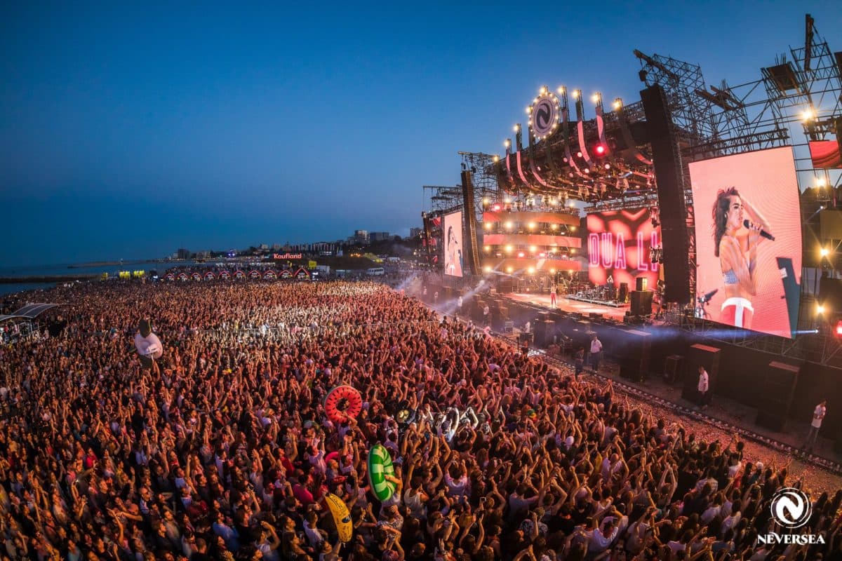 Jessie J, Afrojack, Steve Aoki on stage at Neversea summer festival in Romania