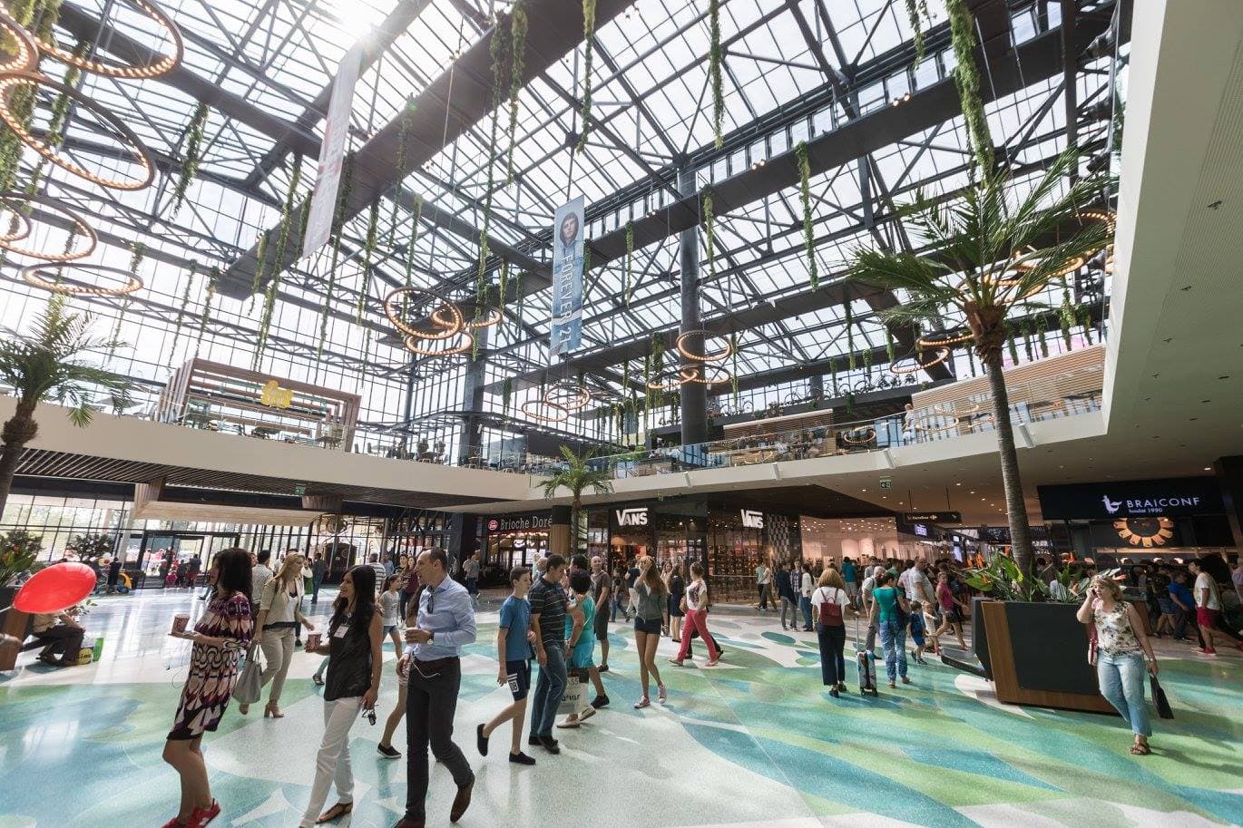 Shopping mall owners in Romania ask Govt. to “urgently” open shopping malls