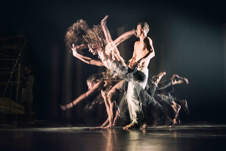 Greek contemporary dance company RootlessRoot performs in Bucharest