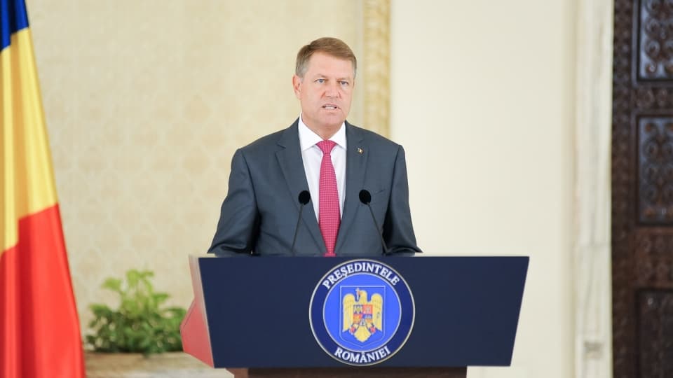 Romania officially drops target to join the Eurozone in 2019