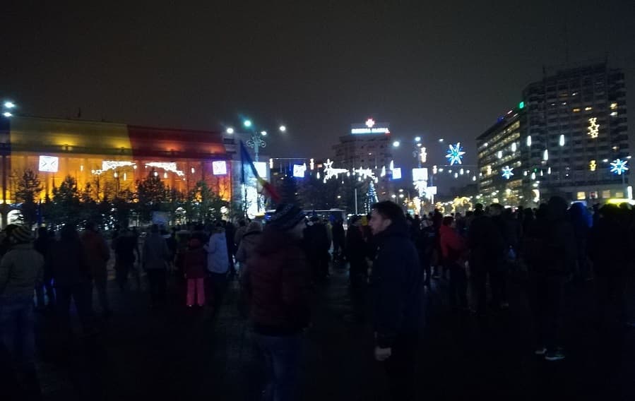 Romanian PM’s talks with protesters about justice laws fail