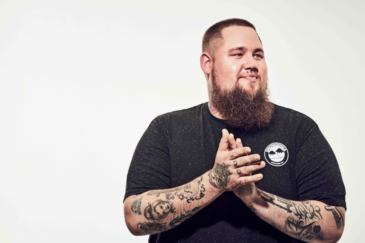 Rag’n’Bone Man will play hit single Human for his Romanian fans next year
