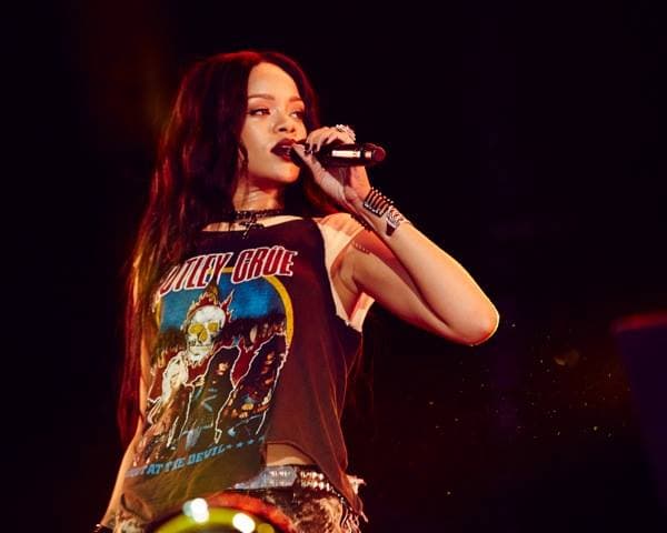 Rihanna may have her first concert in Romania this year