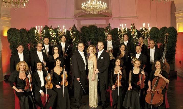 Viennese orchestra brings Christmas concert to Bucharest
