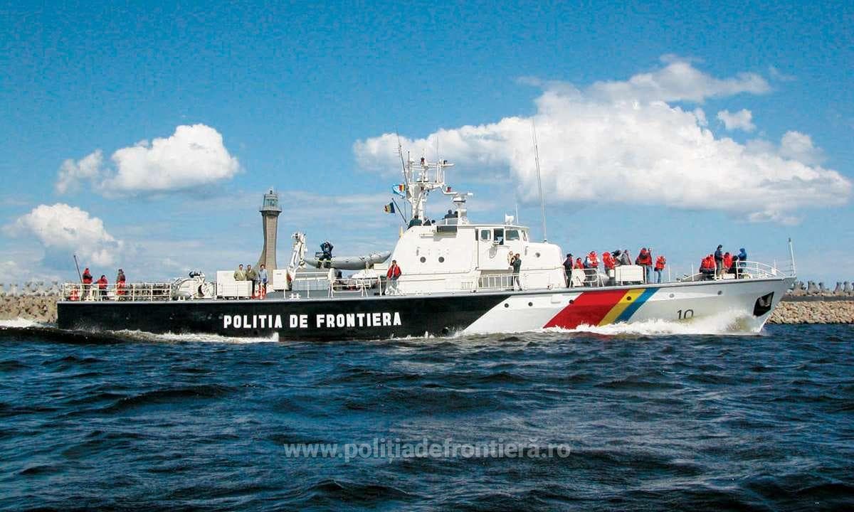 Romanian Border Police rescue over 60 migrants adrift in Black Sea