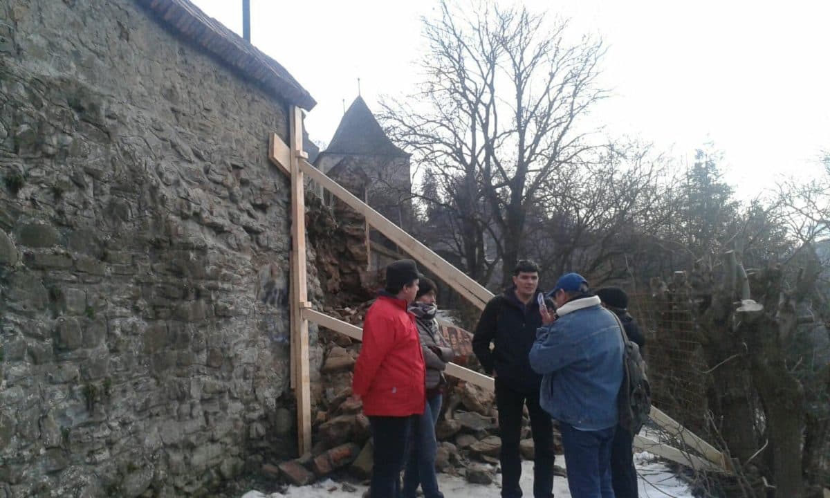 Enclosure wall section of Romanian medieval fortress collapses
