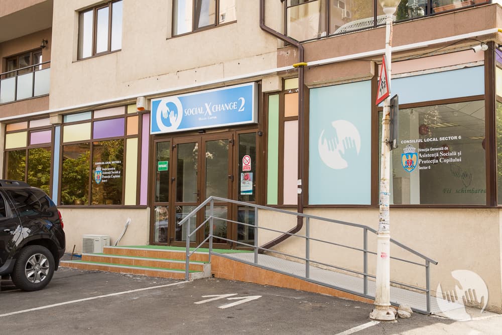 People can work for food in new Bucharest charity store