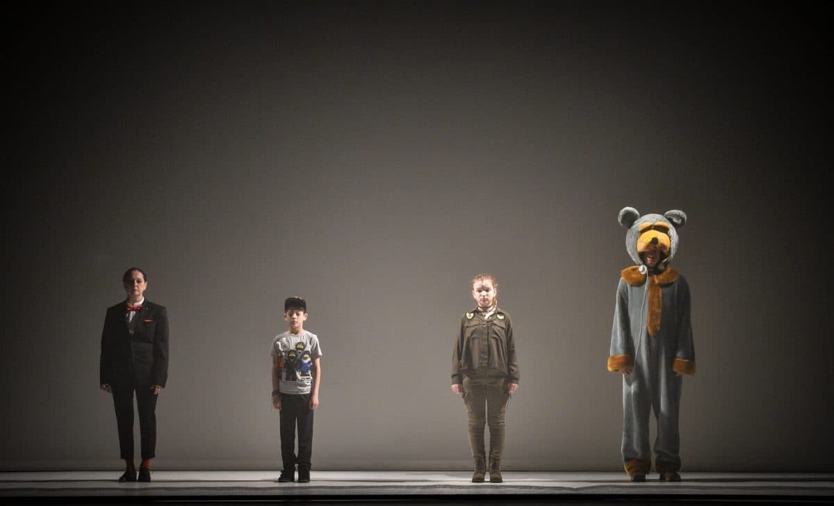 Romania sees first sign language theater performance