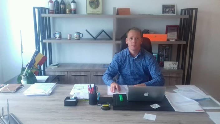 Young Romanian fundraises treatment for sick children with dedicated platform