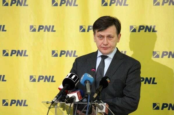 Former Romanian party leaders enter competition for European Parliament