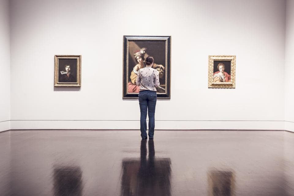 Art galleries from 10 Romanian cities to stay open for Night of Galleries next week