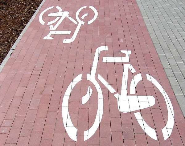 Bike sharing centers re-open in two Bucharest parks with 700 bikes available