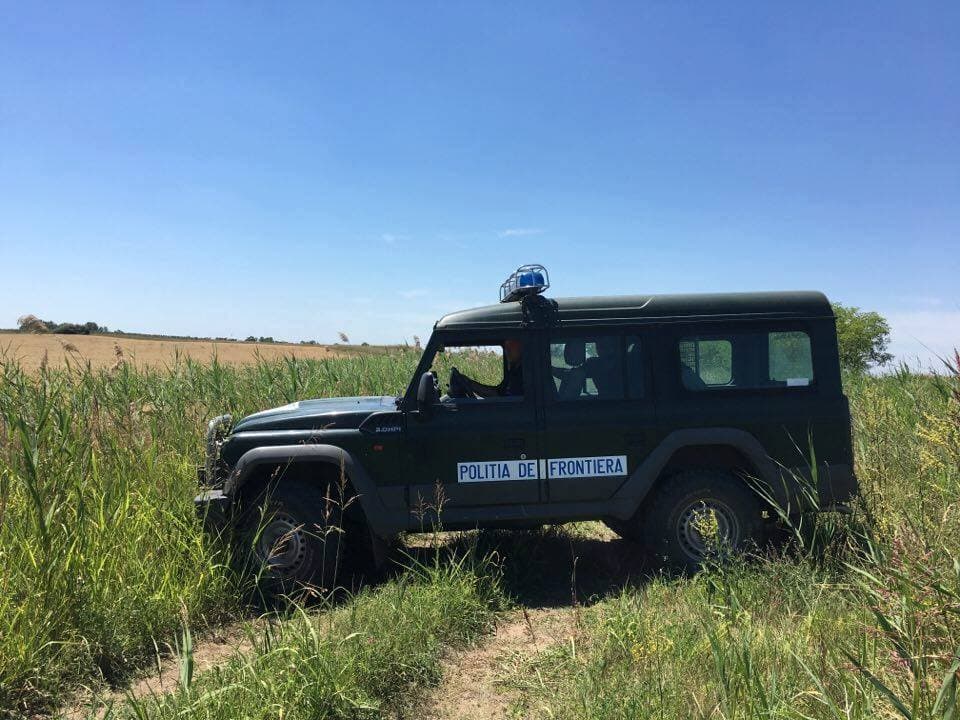 Almost 6,000 foreign citizens try to cross the Romanian border illegally in 2017