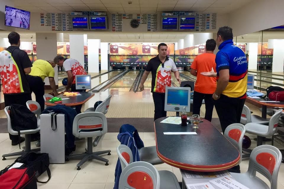 Top bowling players come to Bucharest for international competition