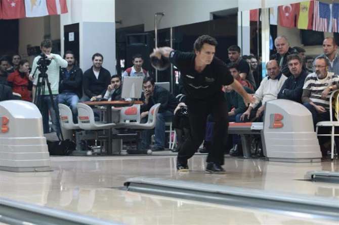 Top international players come to international bowling competition in Bucharest this October