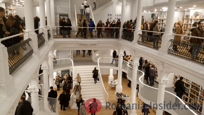 Carturesti Carusel, newest concept bookshop in Bucharest’s Old Town, highly popular after launch