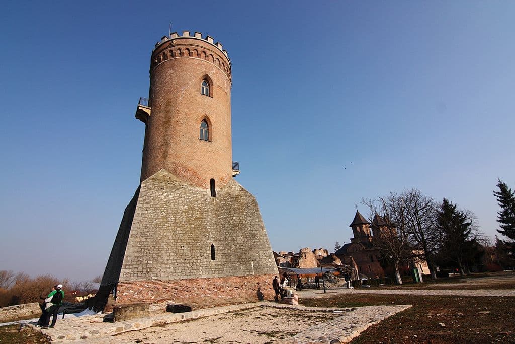 Romanian mayor wants to sue KFC over “controversial” commercial shot at local tower