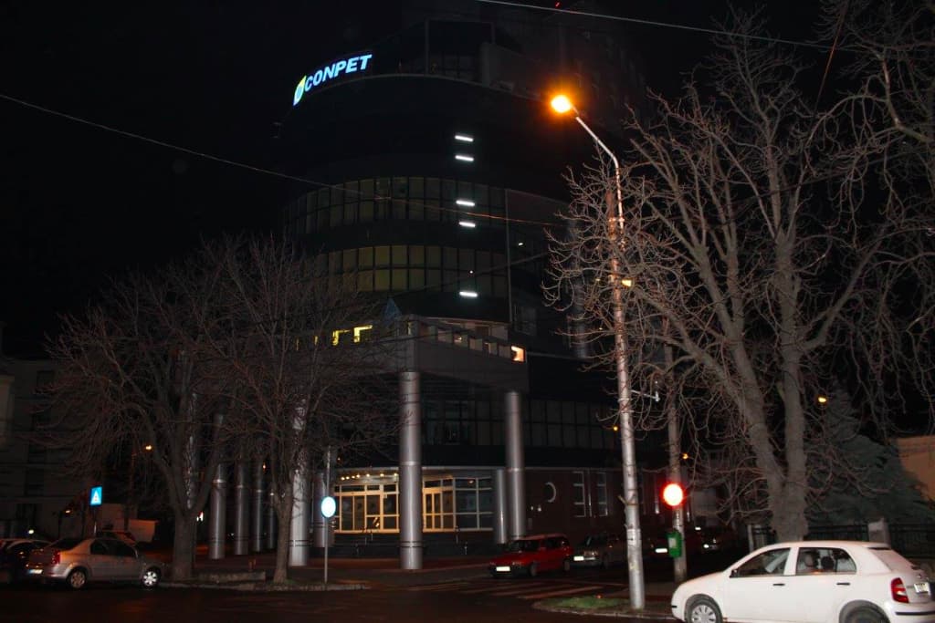 Romanian oil pipeline network operator Conpet to quadruple capital
