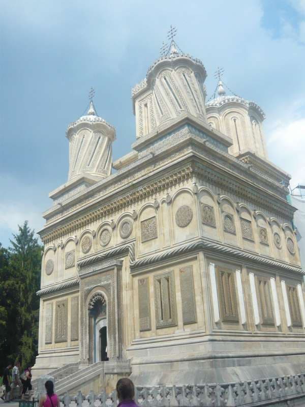 Travel planner: Curtea de Arges church, a place full of Romanian history and the tale of Master Manole