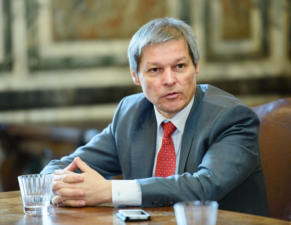 Romania’s former technocrat PM Dacian Ciolos will run in the next EP elections