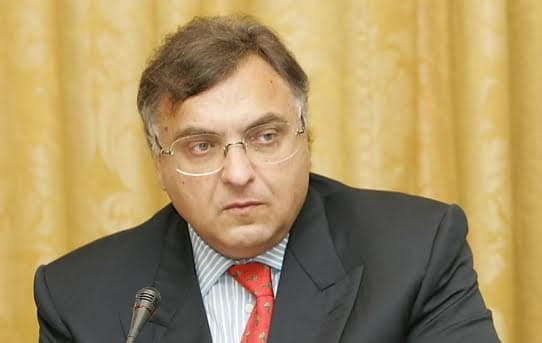 Romanian billionaire dies while serving prison sentence