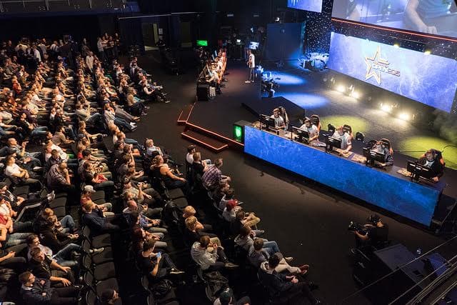 Over 500 gamers from around the world come to the largest eSports festival in Romania