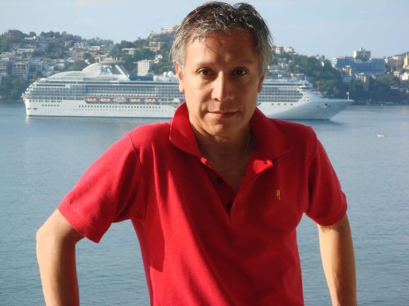 Eduardo Niño, deputy head of mission at Mexican Embassy to Romania: 'We make life, this is the only choice'