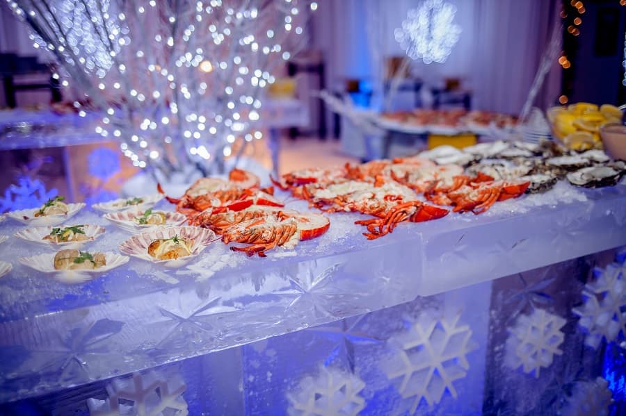 (P) Start the New Year with a glamourous Brunch Buffet!