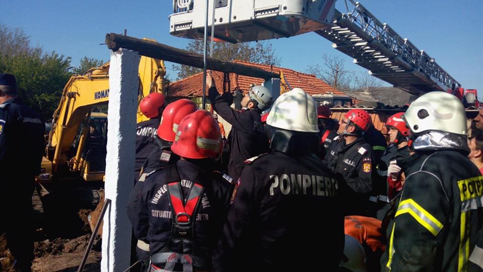 Romania: 2-year-old boy rescued from deep well after almost 11 hours