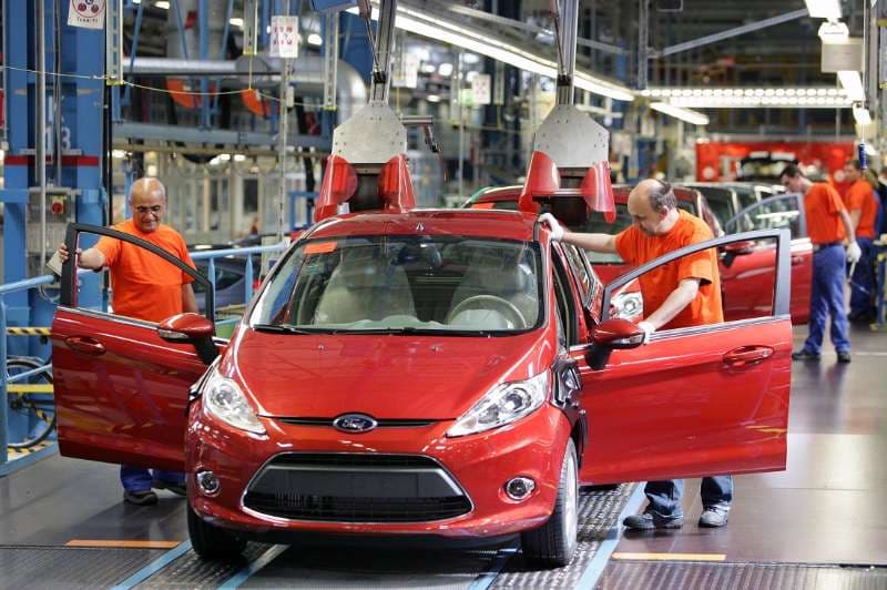 Ford halts engine production in Romania in November, car production temporarily stopped
