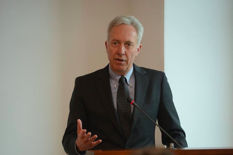 U.S. Ambassador to Romania, against measures weakening rule of law