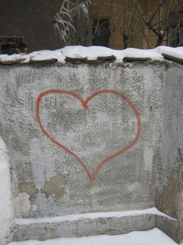 Bucharest city tales: Guide: How to heal a broken heart in Bucharest