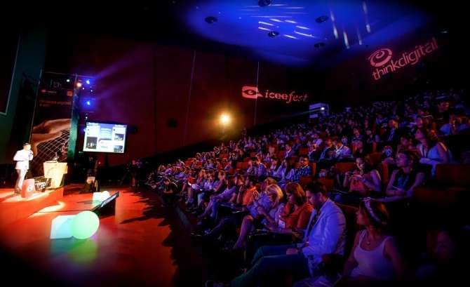 iCEE.fest in Bucharest looks at how digital tech transforms politics
