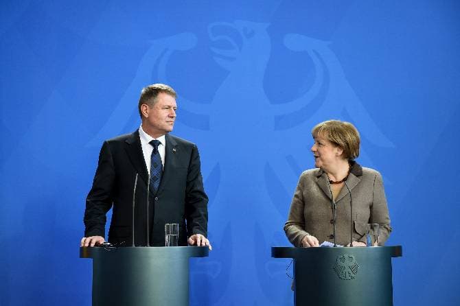 German Chancellor calls Romanian President over justice worries