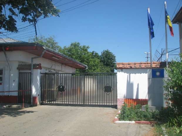 Inmates continue protests in 13 Romanian prisons
