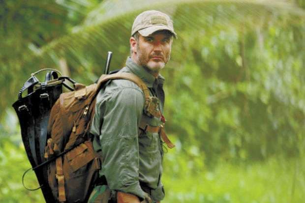 Former navy SEAL becomes 'prey' in Bucharest Manhunt race, registrations open for catchers