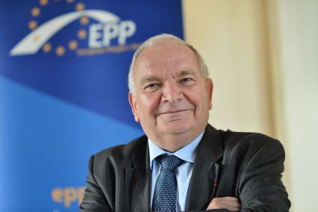 EPP President: It is a sad day for Romania. The independence of justice is at stake