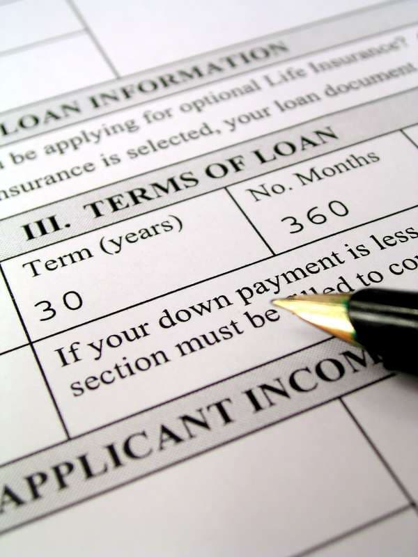 Romania passes state-backed lending for students’ personal development