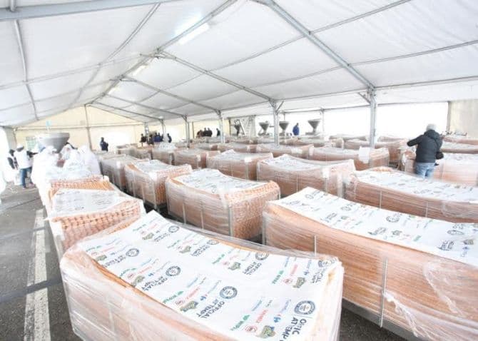 Romania sets new world record for longest sausage